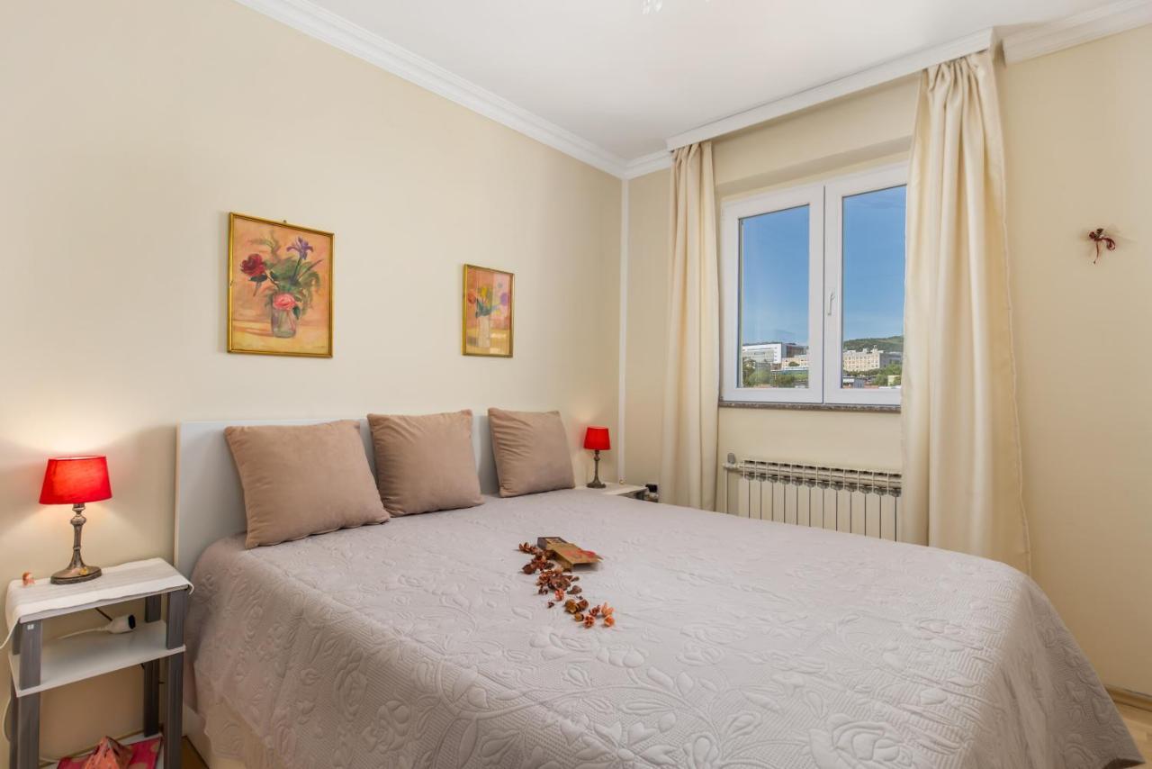 Apartment Beverly Rijeka Exterior photo